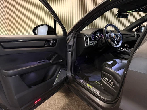 Porsche Cayenne - Afbeelding 12 van 30
