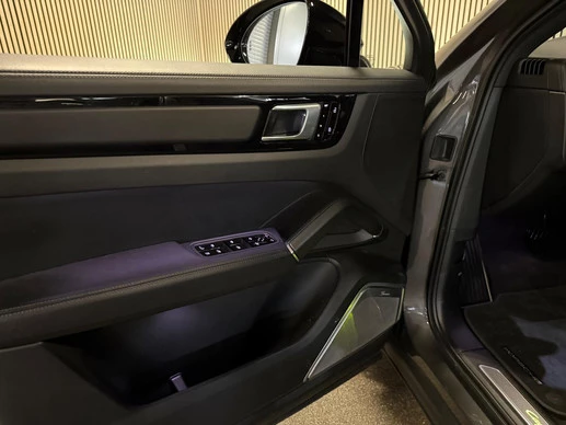 Porsche Cayenne - Afbeelding 13 van 30