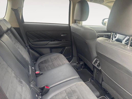 Mitsubishi Outlander - Afbeelding 13 van 29