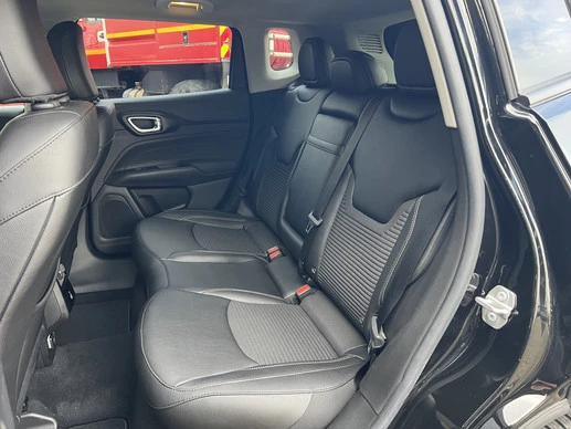 Jeep Compass - Afbeelding 15 van 30