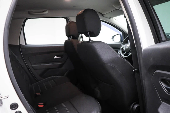 Dacia Duster - Afbeelding 10 van 30