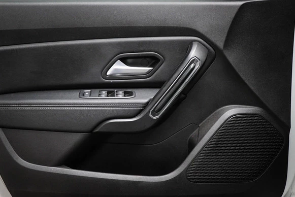 Dacia Duster - Afbeelding 27 van 30