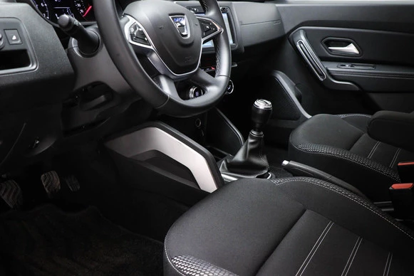 Dacia Duster - Afbeelding 28 van 30