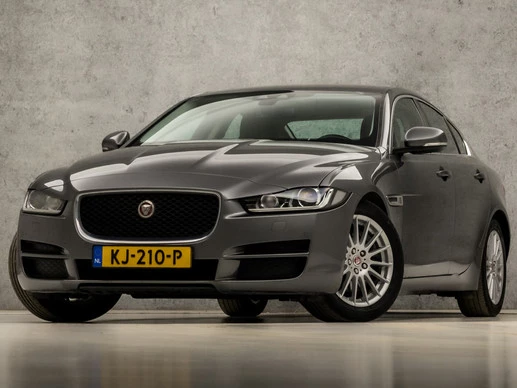 Jaguar XE - Afbeelding 1 van 30