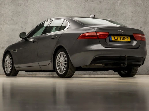 Jaguar XE - Afbeelding 3 van 30