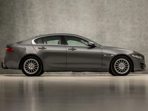 Jaguar XE - Afbeelding 4 van 30