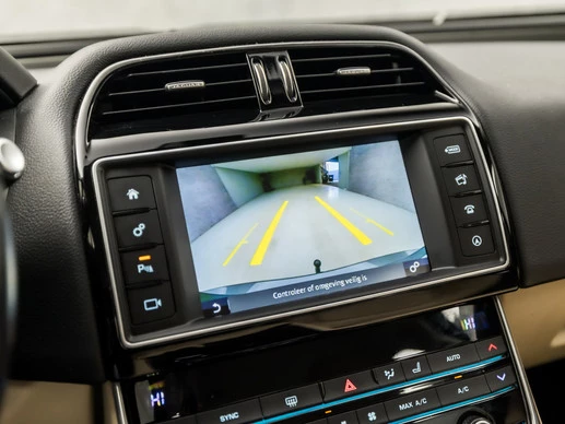 Jaguar XE - Afbeelding 12 van 30