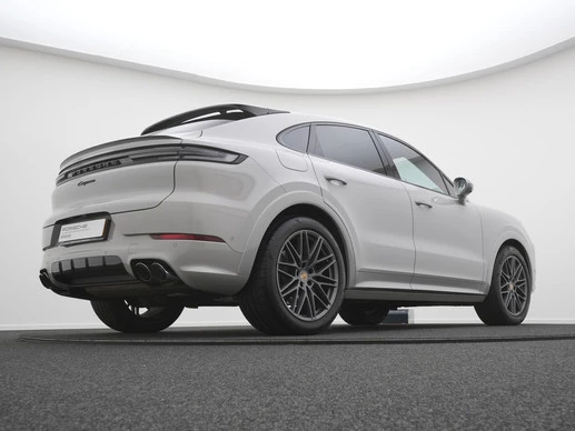 Porsche Cayenne - Afbeelding 26 van 30