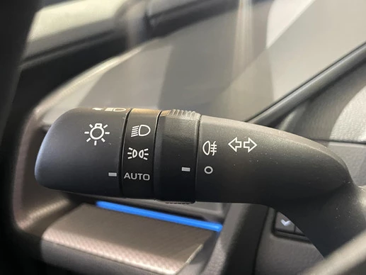 Toyota Prius - Afbeelding 17 van 30