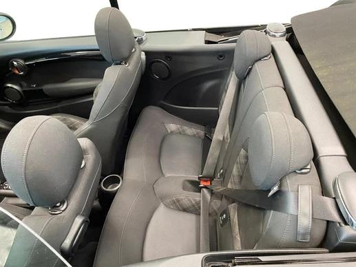 MINI Cooper Cabrio - Afbeelding 17 van 30