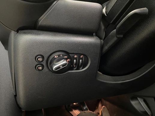 MINI Cooper Cabrio - Afbeelding 21 van 30