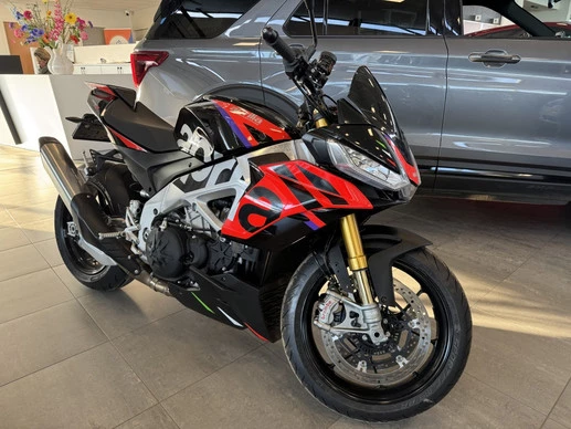 Aprilia Tuono V4 - Afbeelding 1 van 9