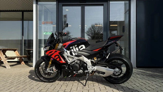 Aprilia Tuono V4 - Afbeelding 2 van 19