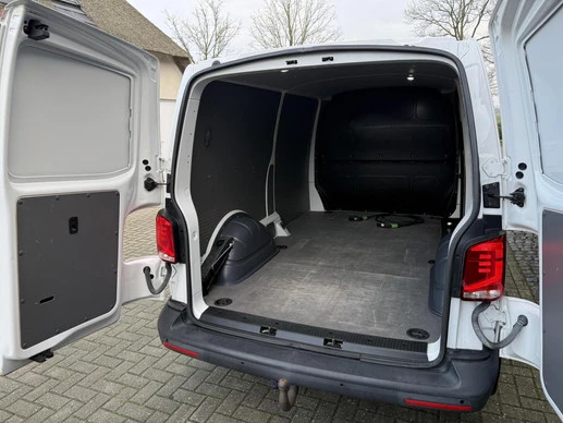 Volkswagen Transporter - Afbeelding 28 van 30