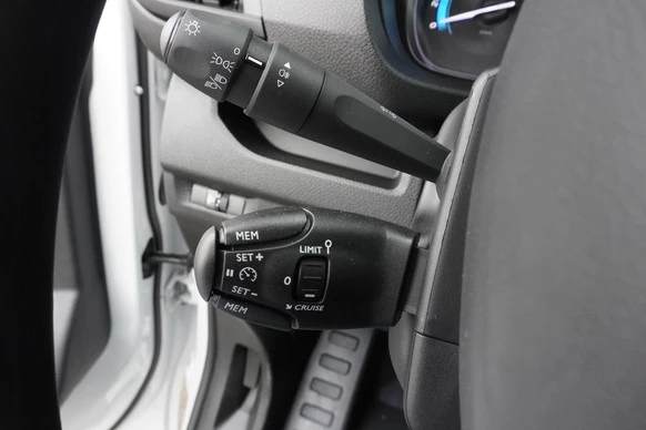 Peugeot e-Expert - Afbeelding 12 van 18