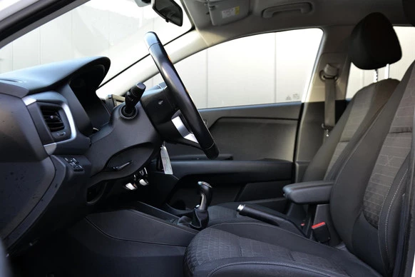 Kia Rio - Afbeelding 7 van 22