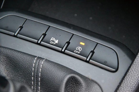 Kia Rio - Afbeelding 20 van 22