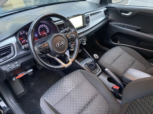 Kia Rio - Afbeelding 11 van 30