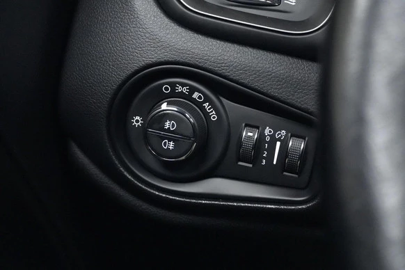 Jeep Renegade - Afbeelding 26 van 30