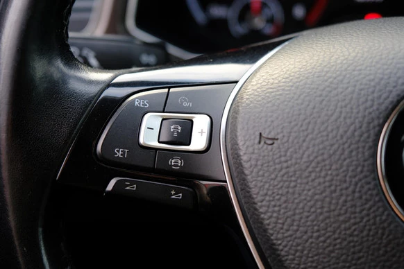 Volkswagen T-Roc - Afbeelding 23 van 30