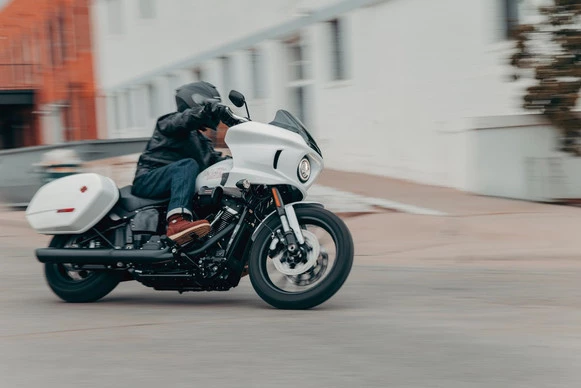 Harley-Davidson Low Rider - Afbeelding 7 van 10