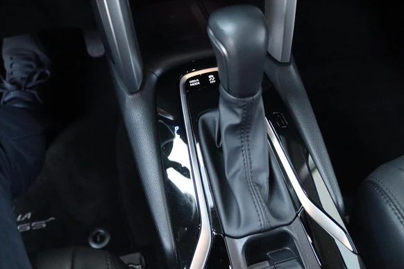 Toyota Corolla Cross - Afbeelding 25 van 30