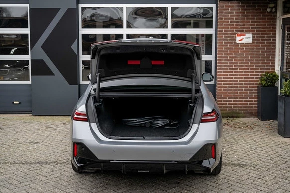 BMW i5 - Afbeelding 4 van 30