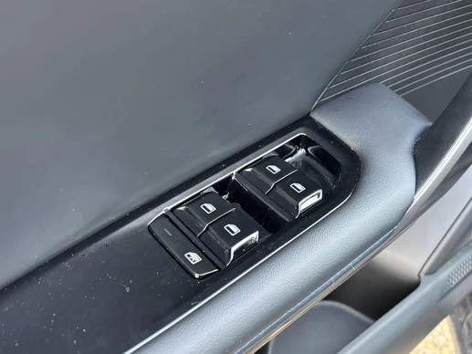 MG MG4 - Afbeelding 13 van 30