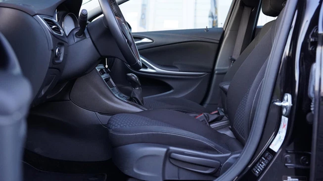 Opel Astra - Afbeelding 8 van 24