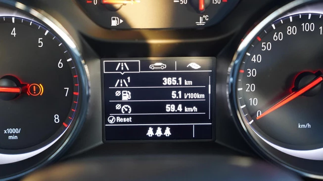 Opel Astra - Afbeelding 16 van 24