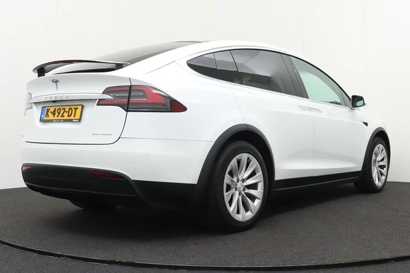 Tesla Model X - Afbeelding 2 van 30