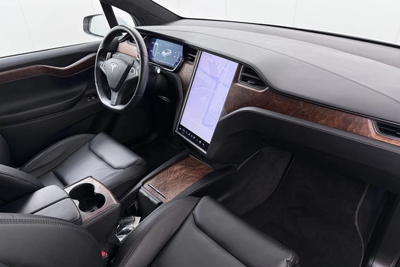 Tesla Model X - Afbeelding 17 van 30