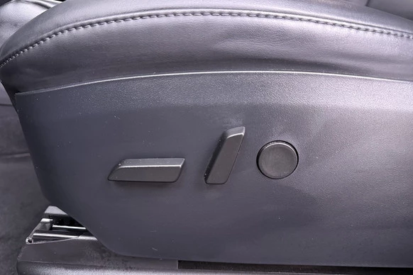 Tesla Model X - Afbeelding 18 van 30