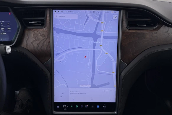 Tesla Model X - Afbeelding 24 van 30