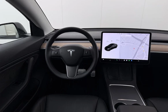Tesla Model 3 - Afbeelding 8 van 29