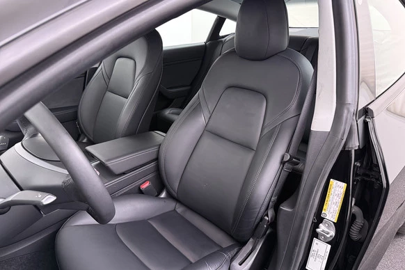 Tesla Model 3 - Afbeelding 9 van 29