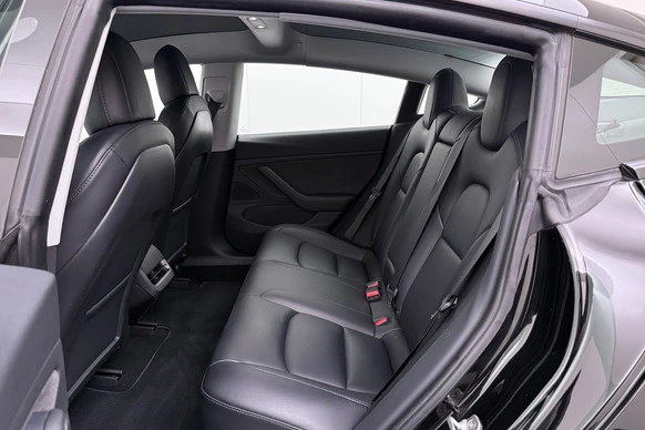 Tesla Model 3 - Afbeelding 12 van 29