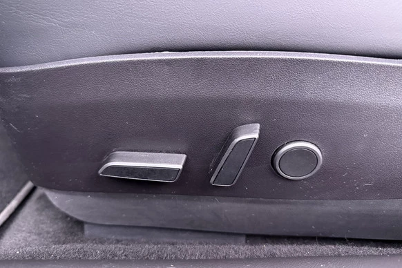 Tesla Model 3 - Afbeelding 17 van 29