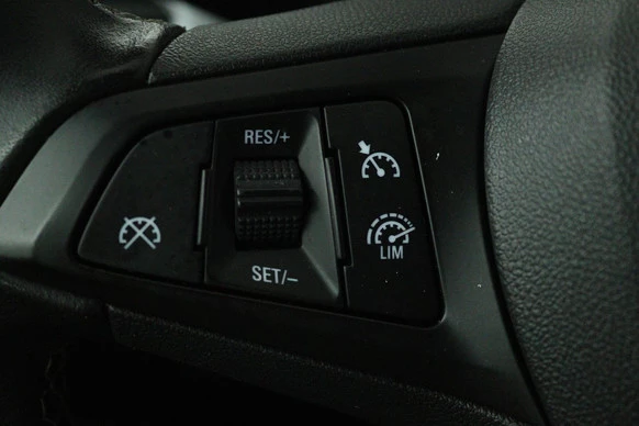 Opel Astra - Afbeelding 9 van 23