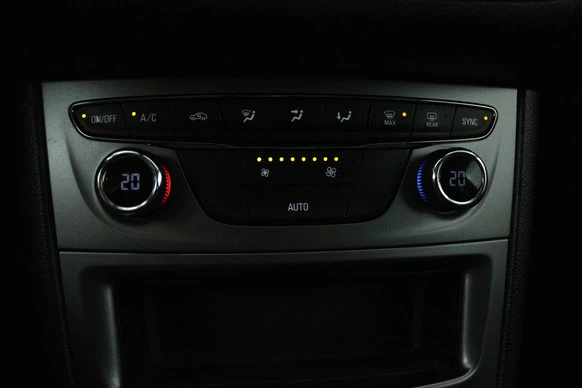 Opel Astra - Afbeelding 15 van 23