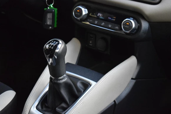 Nissan Micra - Afbeelding 10 van 30