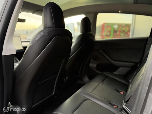 Tesla Model Y - Afbeelding 13 van 22