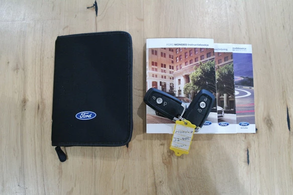 Ford Mondeo - Afbeelding 28 van 30