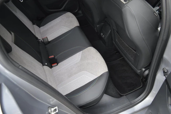 Peugeot e-208 - Afbeelding 13 van 30