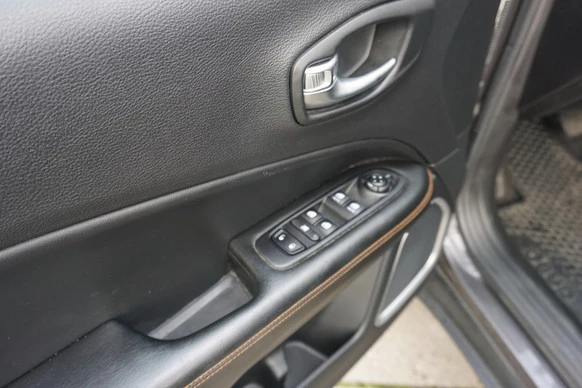 Jeep Compass - Afbeelding 13 van 20