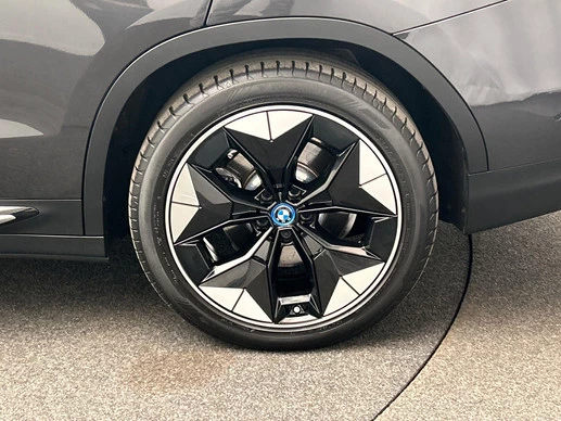BMW iX3 - Afbeelding 23 van 30