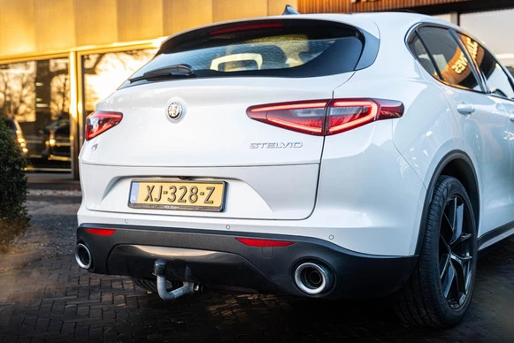 Alfa Romeo Stelvio - Afbeelding 14 van 30