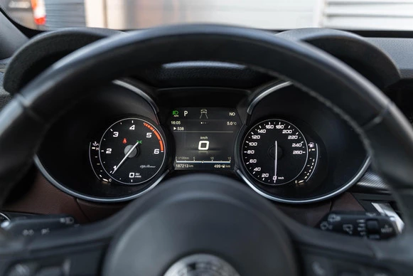 Alfa Romeo Stelvio - Afbeelding 23 van 30