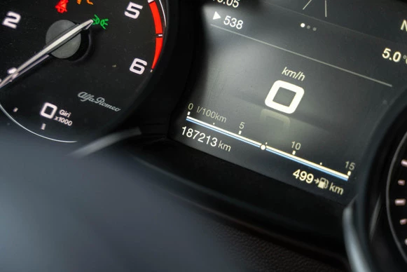 Alfa Romeo Stelvio - Afbeelding 24 van 30