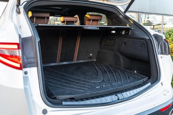 Alfa Romeo Stelvio - Afbeelding 28 van 30
